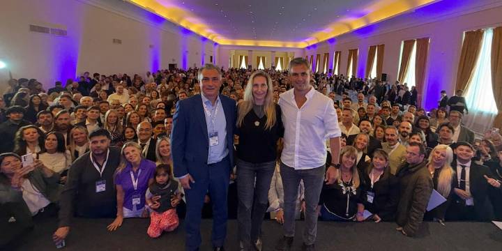 Karina Milei encabezó un acto en Mar del Plata para preparar la estrategia en el Congreso y la disputa de poder en PBA