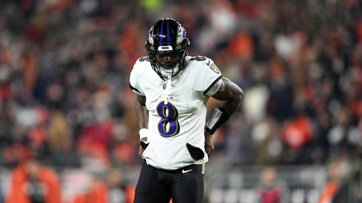 Lamar Jackson had a full practice Thursday