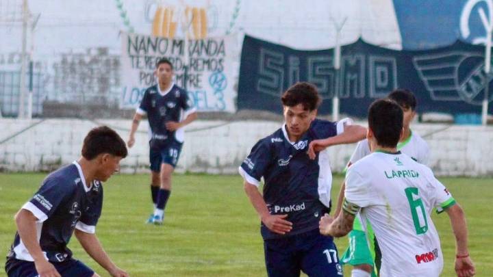 Newbery y Petroquímica juegan por el liderazgo de la Zona "A"