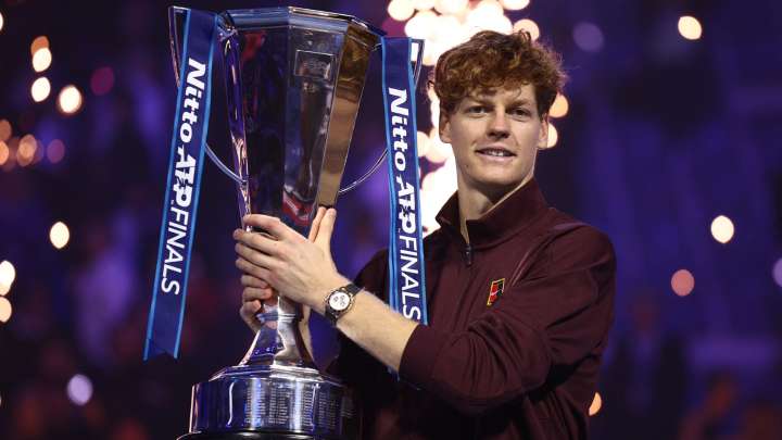 Sinner Vuelve a Reinar en Turín: Supera a Alcaraz y Conquista su Segundo ATP Finals Consecutivo