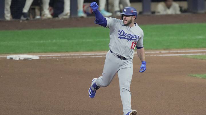 Dodgers make final decision on Max Muncy’s $10 million contract option