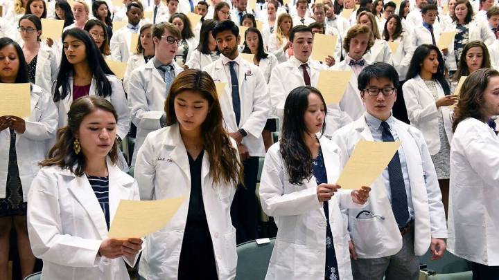 New limits on school loans could narrow physician and nurse pipeline, educators warn