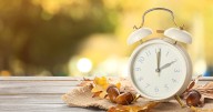 Don’t forget to fall back: Daylight saving time ends Sunday morning