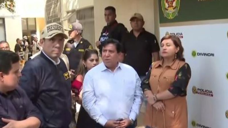 Presidente José Jerí visita Laboratorio de Criminalistica en Trujillo