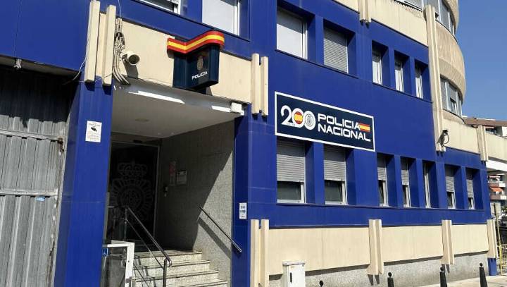 Detenido en Torrelavega un hombre de 43 años, trabajador en el ámbito docente, por hacerse pasar por joven para citarse con menores
