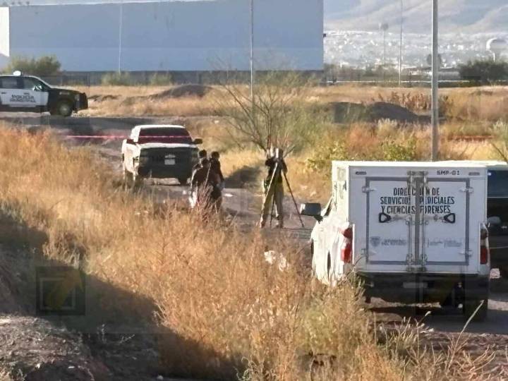 Hallan a hombre sin vida, envuelto en cobijas en la colonia Portal del Valle