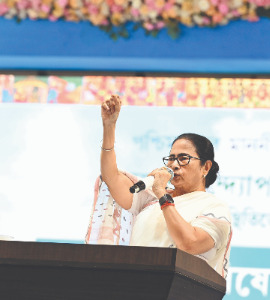 Mamata ‘expresses shock’, urges PM to revoke Centre’s Darj interlocutor