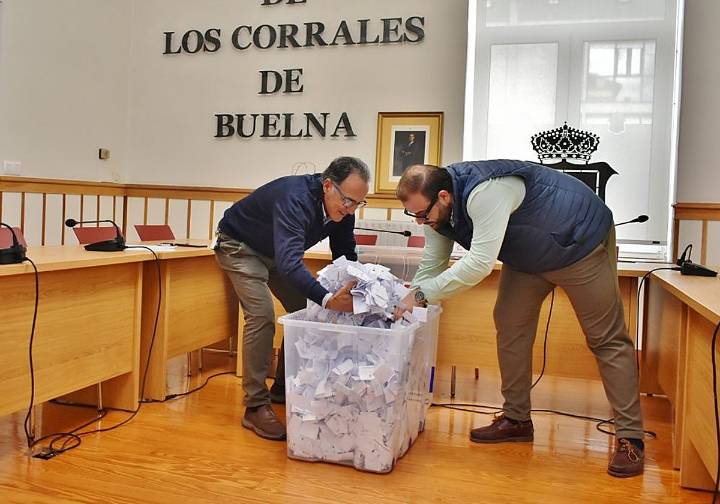 Segundo sorteo de premios de la campaña Compra y Gana en Los Corrales