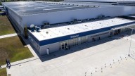 Importante fábrica de electrodomésticos anunció el cierre de su planta en Pilar: más de 200 trabajadores a la calle