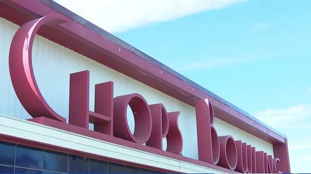 Chop's Bowling celebrates 75 years of strikes, spares and community