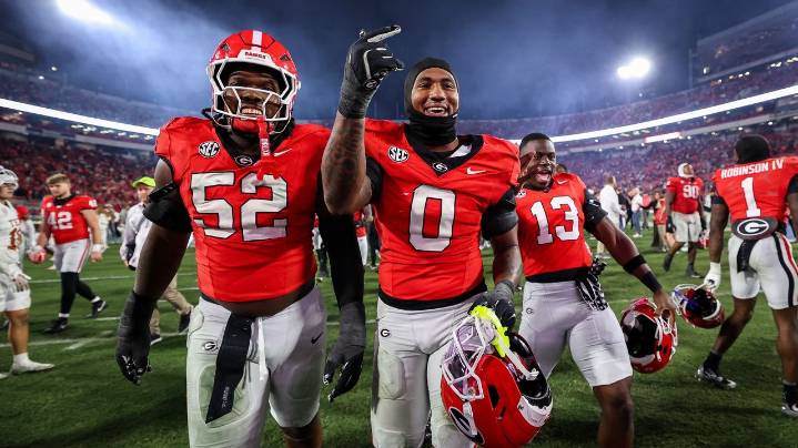 Georgia up to No. 4 in AP poll, Sooners back in top 10 and Mean Green ranked for 1st time since 1959