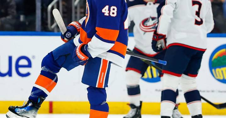 Islanders' Matthew Schaefer becomes youngest NHL defenseman with multigoal game