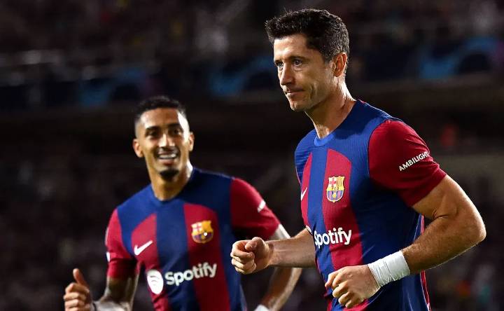 Why are Robert Lewandowski and Raphinha not playing today for Barcelona vs Club Brugge in Champions League?