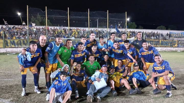 Policial pegó primero y derrotó a Villa Dolores en el partido de ida de la segunda fase