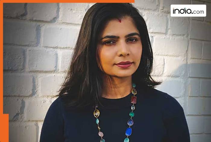 Chinmayi Sripada claps back at troll for taunting her over..., 'Vanish into...