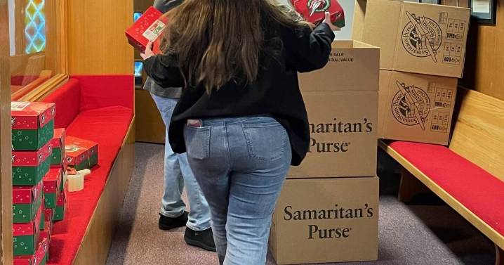 Interior Alaskans donate 5,148 shoeboxes to Operation Chirstmas Child