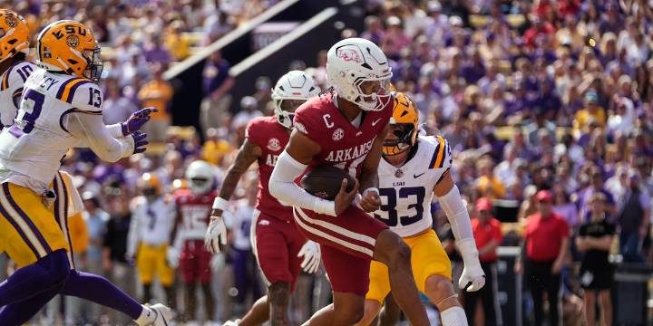 Turnovers doom Arkansas in close loss at LSU