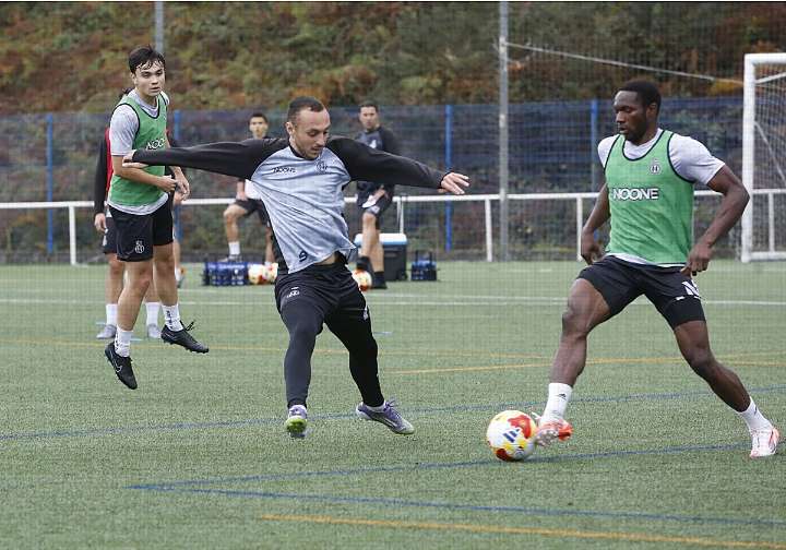 El Real Avilés prepara el asalto al liderato