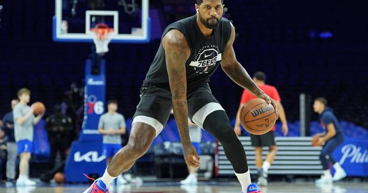 Paul George makes his season debut, starting for Philadelphia 76ers against Los Angeles Clippers