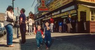 Vintage Photos Of 1980s Brooklyn That Will Take You Back In Time