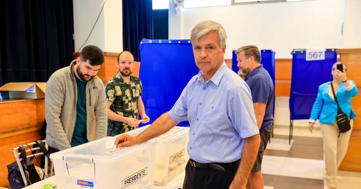 Mayne-Nicholls y posibilidad de endosar sus apoyos de cara al balotaje: “Con una votación de un 1% es absurdo”