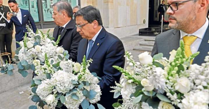 El Poder Judicial de Colombia rinde homenaje a los mártires de la toma del Palacio de Justicia
