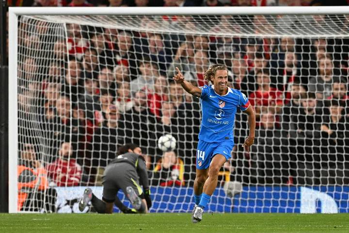 Telefónica se adjudica por 1.464 millones los derechos de la Champions League y el resto de competiciones UEFA en exclusiva hasta 2031