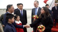 Los reyes se reunirán este martes con Xi Jinping en Pekín tras ser recibidos con honores en Chengdú