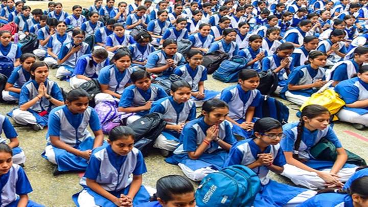 West Bengal makes Tagore’s ‘Banglar Mati Banglar Jal’ compulsory in government schools assembly