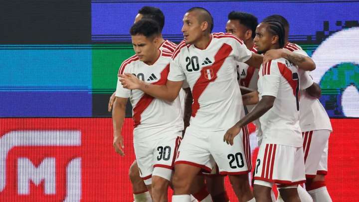 Golazo de Valera salvó a Perú de una derrota ante Rusia