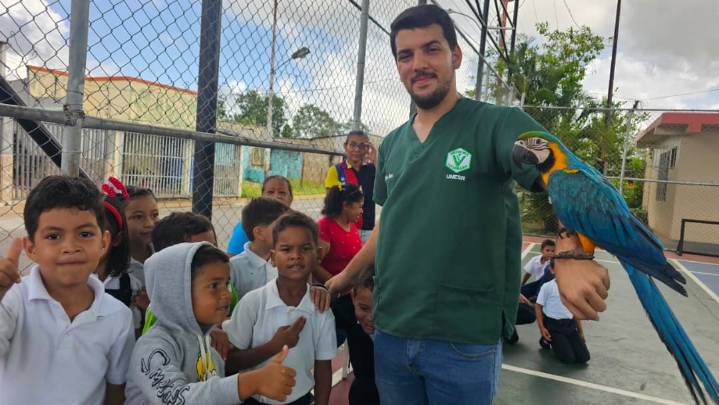 Alcaldía de Maturín sensibiliza a los niños con el cuidado de los animales