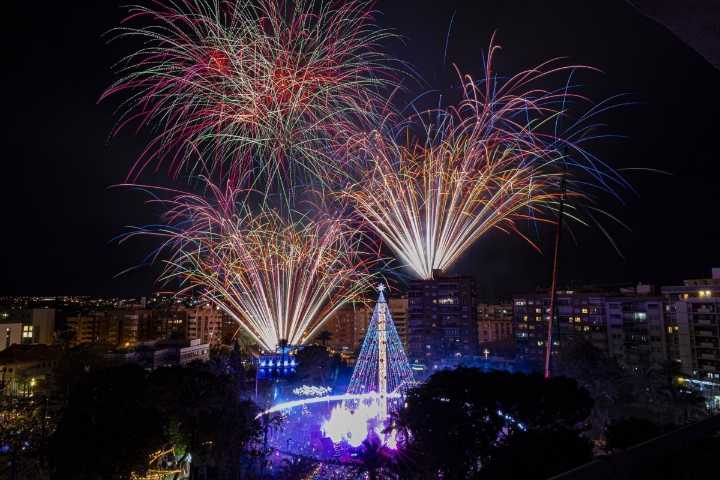 Murcia | El encendido del Gran Árbol marca este viernes el inicio de la Navidad en Murcia: esta es la programación de actividades