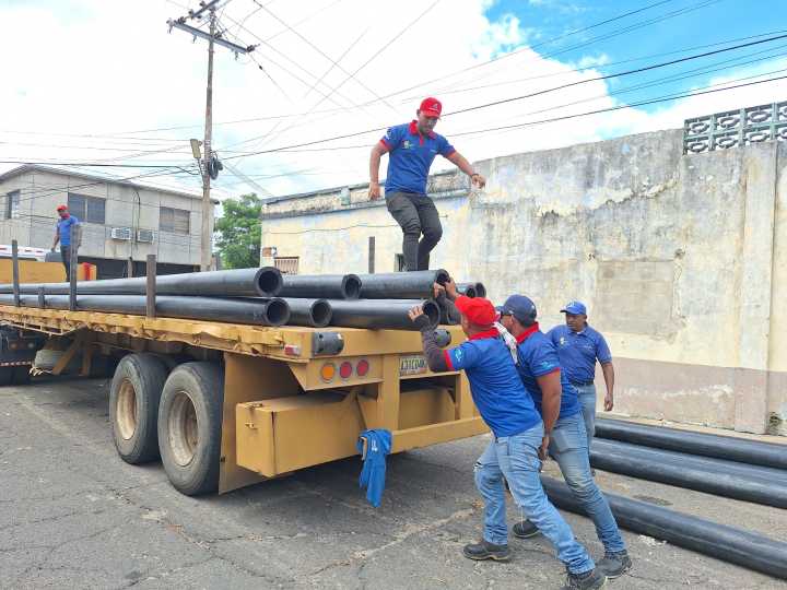 HidroBolívar retira equipos de bombeo de la calle Santa Rita