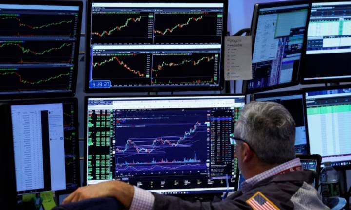 El riesgo país perforó el piso de los 600 puntos en un contexto de fuerte ingreso de dólares