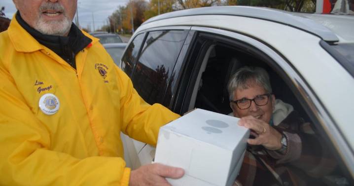 Doughnut Day: Port Colborne Lions find a way to fill a hole in customer demand