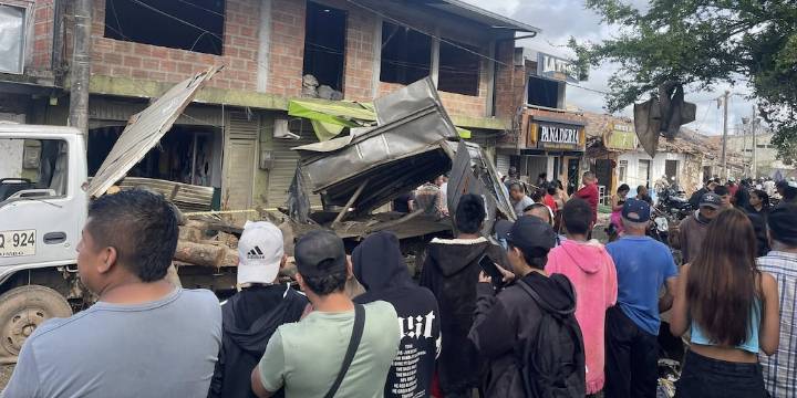 En imágenes: horror y destrucción, así quedó Mondomo, Cauca, tras el ataque terrorista de las disidencias de las Farc