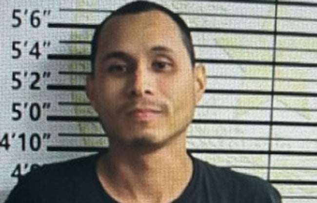 Exnovio le poncha las llantas de su automóvil en Eagle Pass