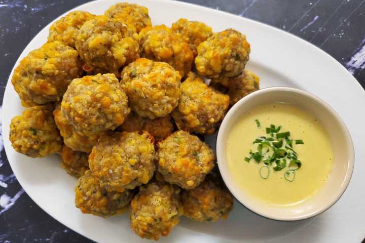 Add these Cheddar Sausage Balls to your holiday appetizer rotation