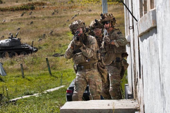 Bélgica convoca a jóvenes de 17 años para un servicio militar voluntario desde 2026