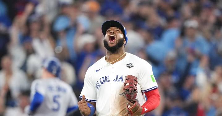 Miguel Rojas ties the game with a solo homer. Live Game 7 updates here.