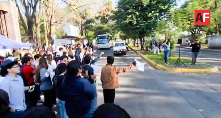 Siguen las protestas en Uruapan por el asesinato del alcalde Carlos Manzo