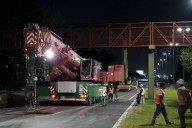 Advertencia. Cortarán una autopista porteña durante tres noches esta semana para el montaje de un nuevo puente