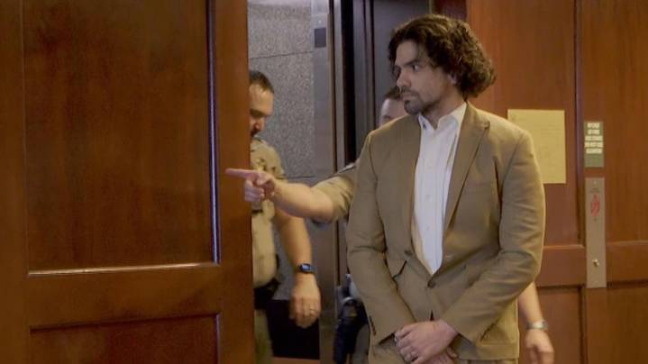 Fayetteville murder suspect representing himself requests order against 'mind