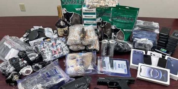 Correctional officer arrested with over $100,000 in contraband, drugs in Marlboro County