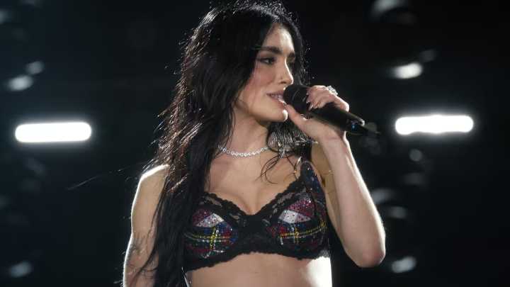 "La que le gana al tiempo": se estrenó el documental de Lali Espósito en Netflix