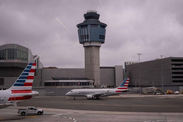 FAA launches investigation into US airlines over flight cuts ordered during the shutdown