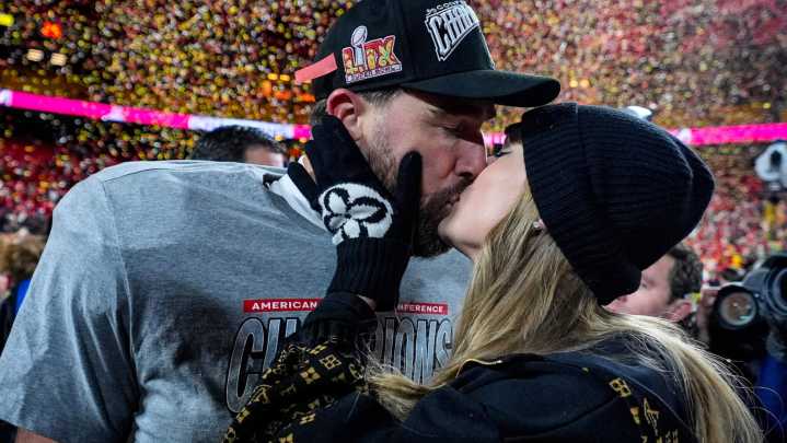 No jail for man arrested at Travis Kelce’s house trying to serve Taylor Swift