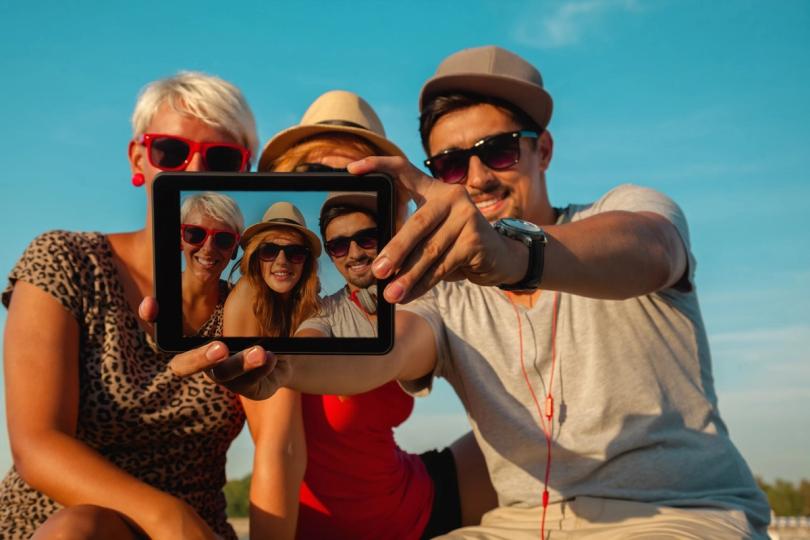 Farcaster Switches to Wallet-First Strategy to Grow its Social App