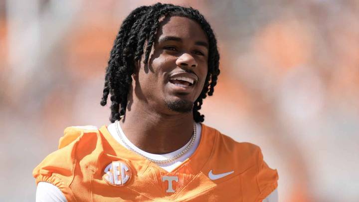 Tennessee Volunteers star cornerback declares for NFL Draft
