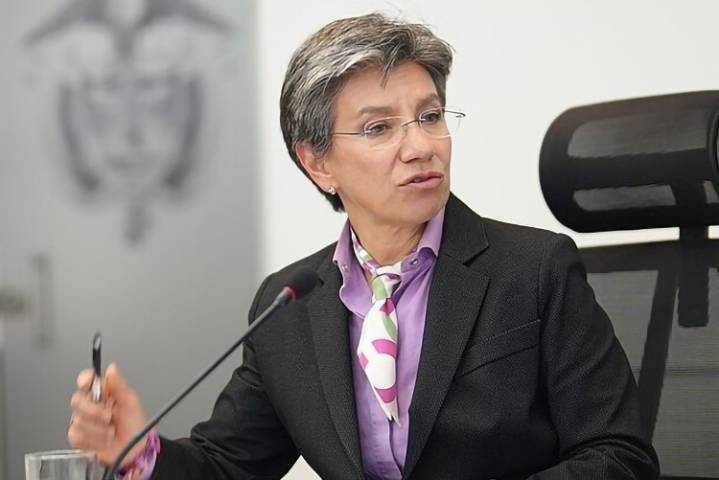 El Centro Democrático cuestionó la postura política de Claudia López -